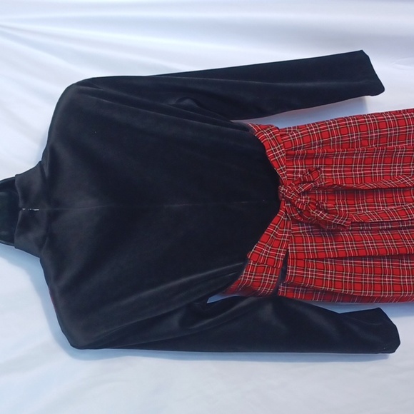 Vintage J.B.S Plaid Dress, Red Plaid w black velvet top, faux vest - Picture 6 of 10
